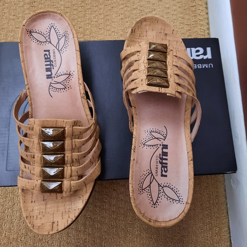 Umberto Raffini Nicola tan wedge sandal size 38